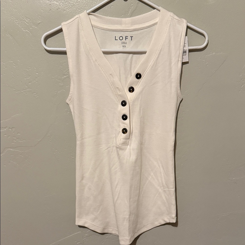 LOFT Women's Ivory Buttoned Tank Top XSmall